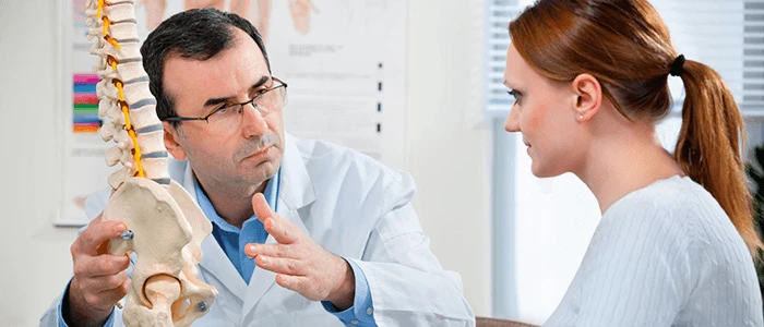 4 Reasons to Choose a Chiropractor